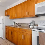 Aloha Suite 1 Bed 1 Bath Sleeps 4