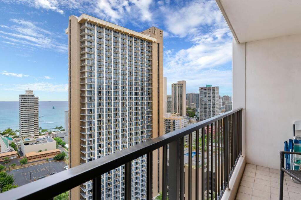 Aloha 1 Bed 1 Bath Sleeps 4